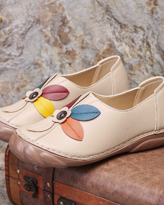 Women Retro Flower Stitching Comfy Round Toe Slip On Flat Loafers Shoes Women Retro Flower Stitching Comfy Round Toe Slip On Flat Loafers Shoes