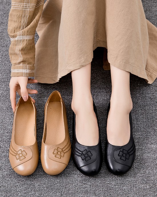 Women Brief Floral Pattern Cowhide Leather Round Toe Soft Sole Comfy Slip On Flats Women Brief Floral Pattern Cowhide Leather Round Toe Soft Sole Comfy Slip On Flats
